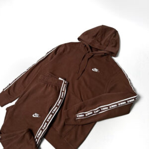Conjunto NK Tracksuit Europa