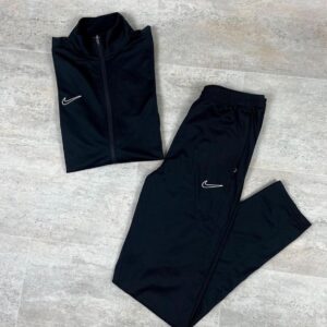 Conjunto NK Academy 2024